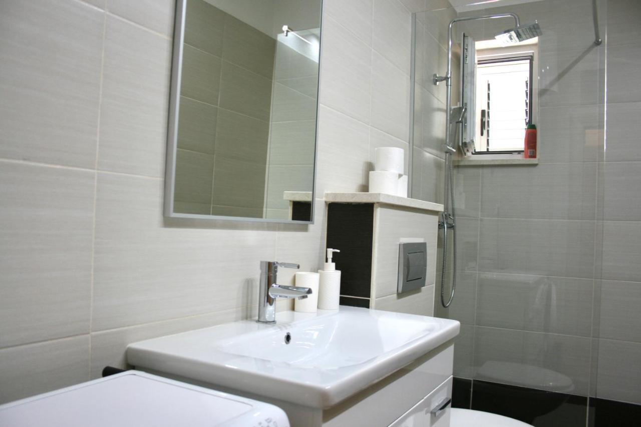 Apartments Antea โตรกีร์ ภายนอก รูปภาพ